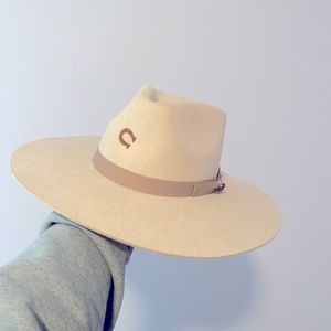Charlie 1 Horse Hat